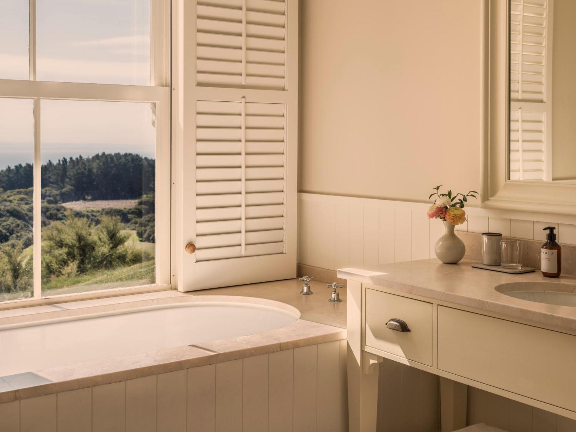 Rosewood Cape Kidnappers Villa Te Awanga Exterior photo